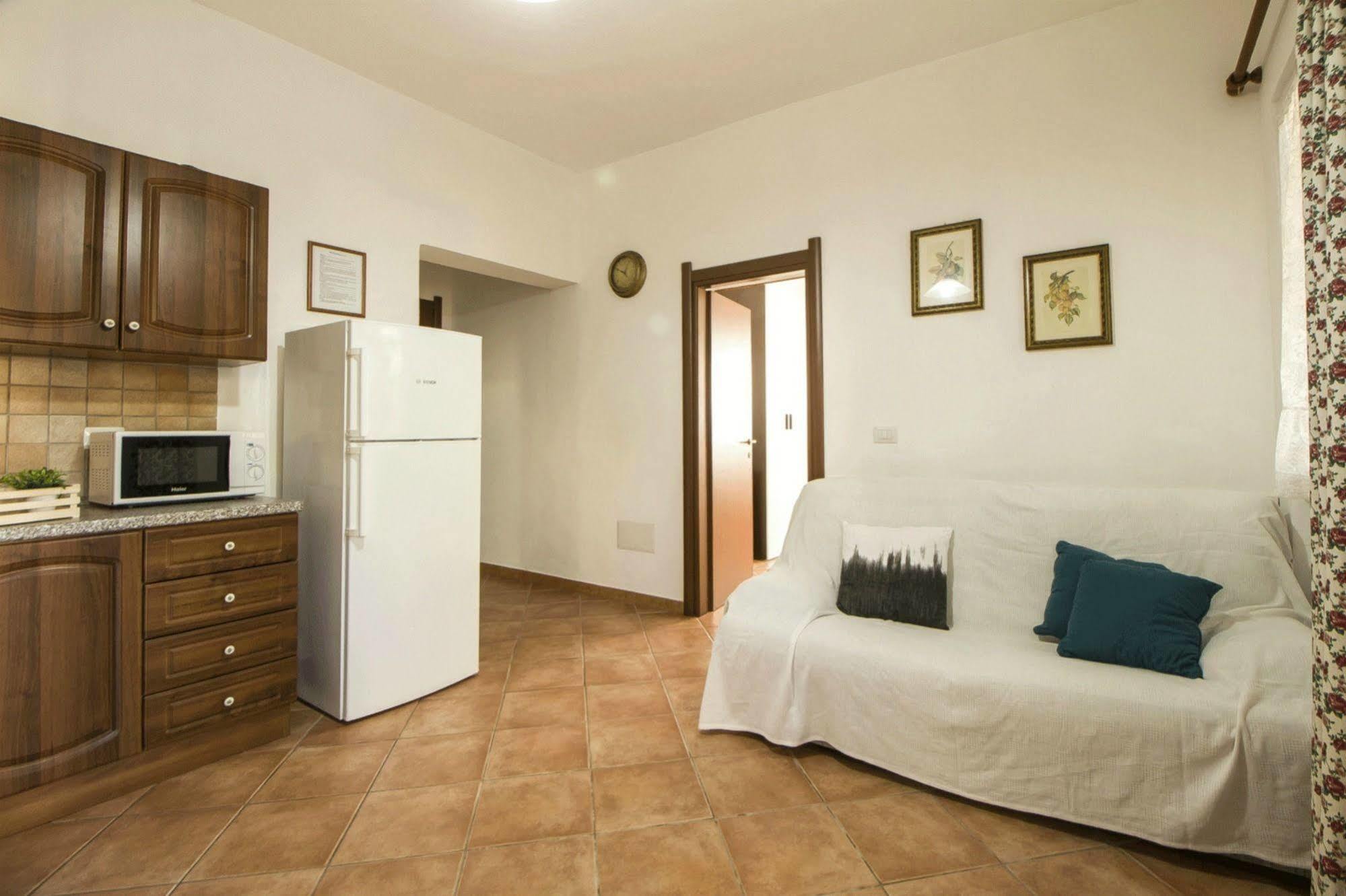 Ferienwohnung Casa Vacanze Cau - Viale Europa Alghero Exterior foto