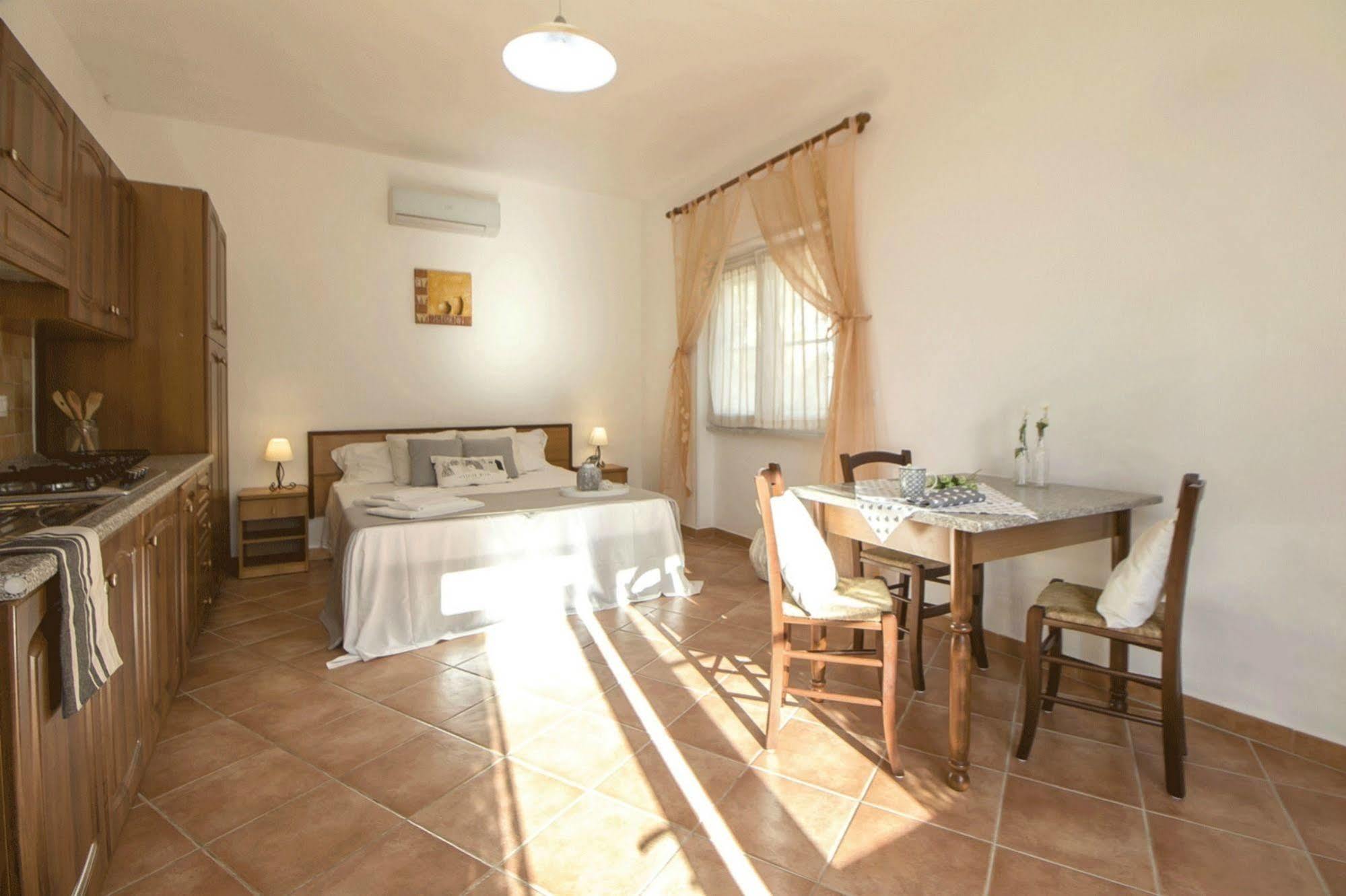 Casa Vacanze Cau - Viale Europa Alghero Exterior foto