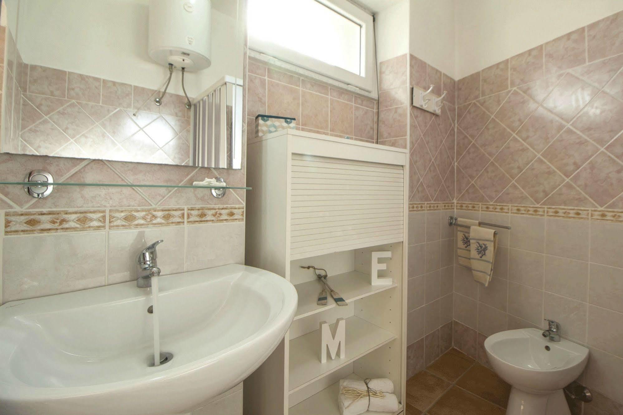 Casa Vacanze Cau - Viale Europa Alghero Exterior foto