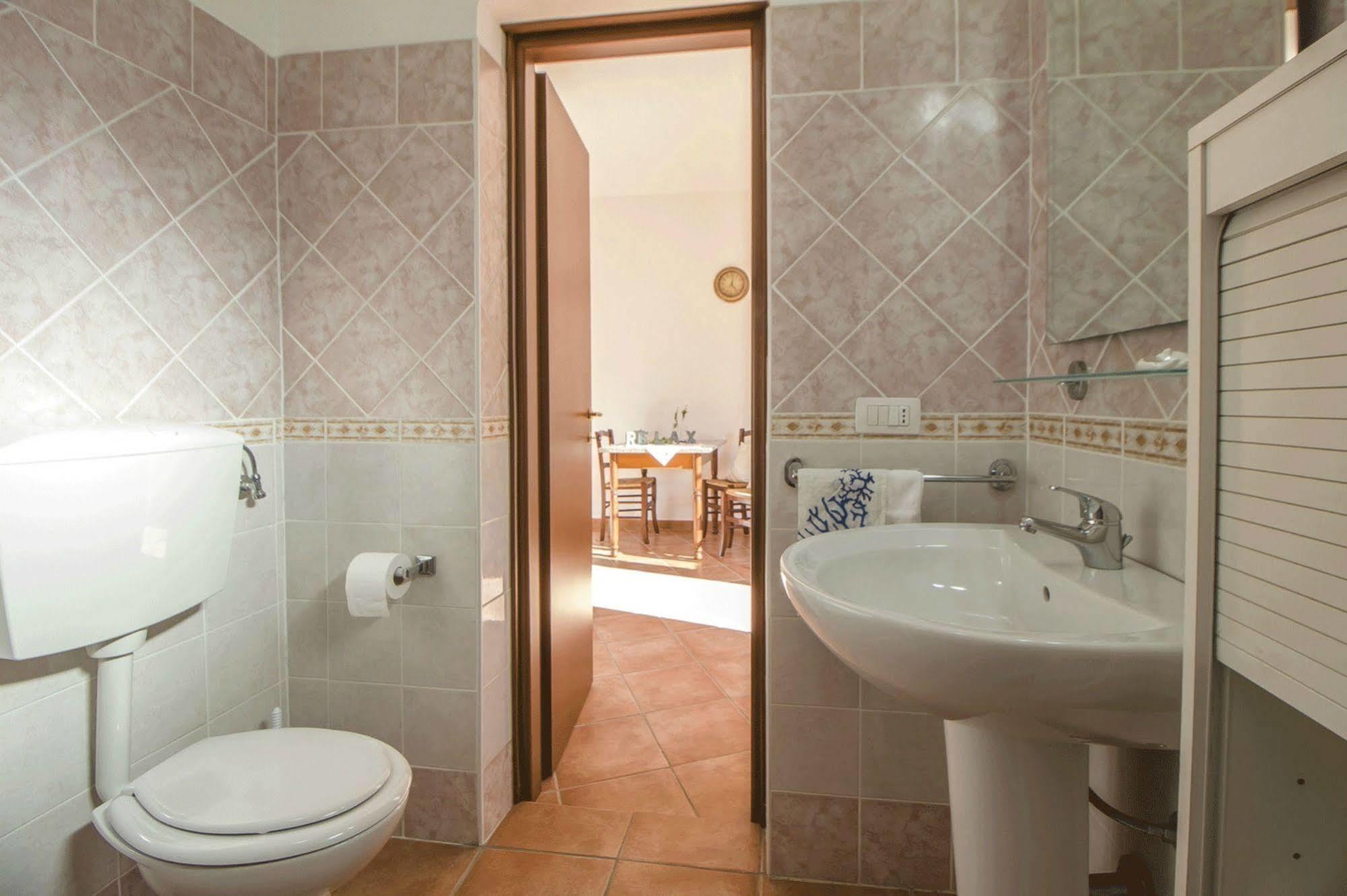Casa Vacanze Cau - Viale Europa Alghero Exterior foto